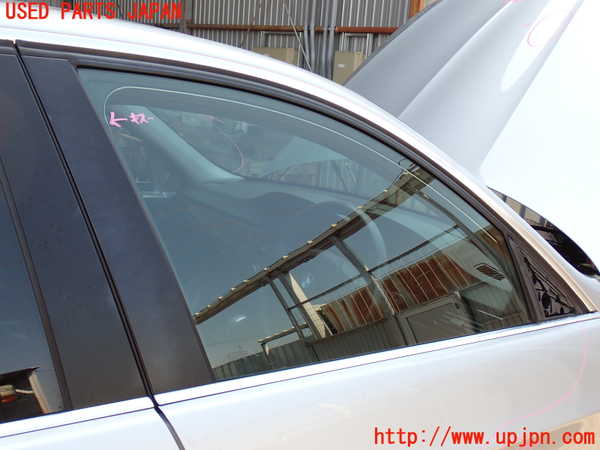 2UPJ-27511230]BMW 320i(PG20)(E90)右前ドア 中古(43R-00083 M272)_m0002.jpg