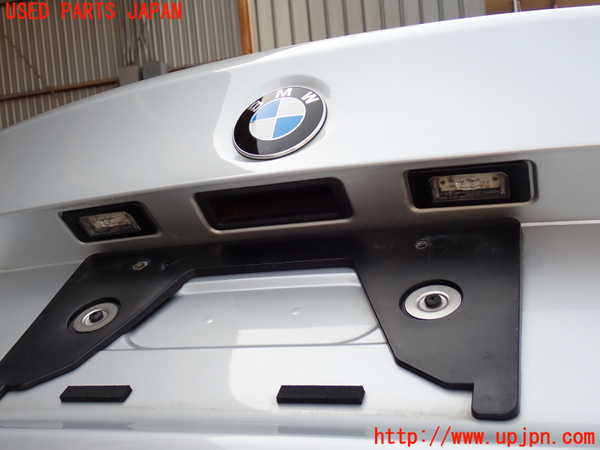 5UPJ-27511500]BMW 320i(PG20)(E90)トランク 中古_m0004.jpg