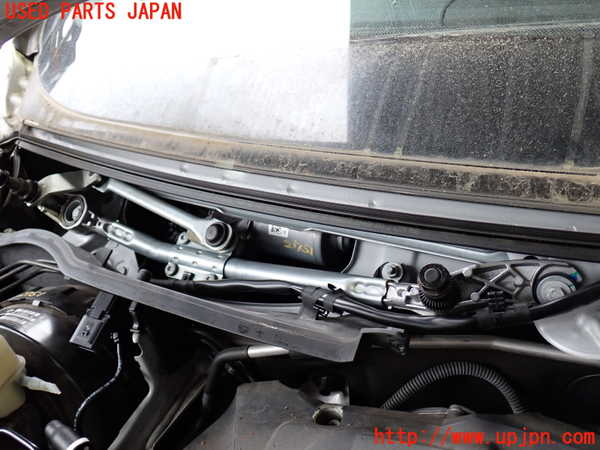 2UPJ-27516770]BMW 320i(PG20)(E90)フロントワイパーモーター 中古_m0001.jpg