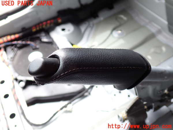 5UPJ-27517550]BMW 320i(PG20)(E90)サイドブレーキレバー 中古_m0002.jpg