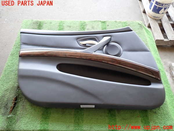 2UPJ-27511264]BMW 320i(PG20)(E90)左前ドア内張り 中古_m0001.jpg