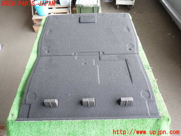2UPJ-27517771]BMW 320i(PG20)(E90)ラゲッジトレイ1 中古_m0002.jpg
