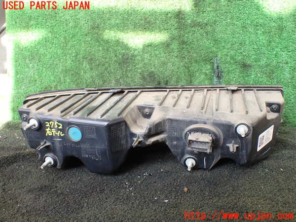 1UPJ-27521530]シボレー・カマロ(不明)右テールランプ 中古_m0004.jpg