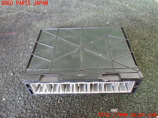 1UPJ-27526147]シボレー・カマロ(不明)コンピューター2 (13586583) 中古_m0003.jpg