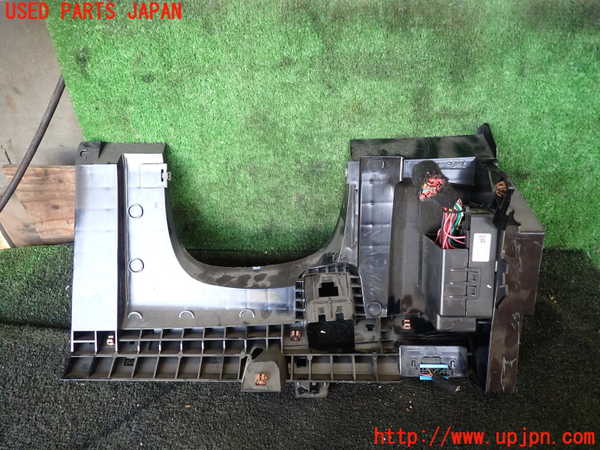 1UPJ-27526741]シボレー・カマロ(不明)ヒューズボックス1 中古_m0003.jpg