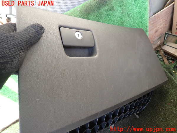 1UPJ-27527516]シボレー・カマロ(不明)グローブボックス1 中古_m0002.jpg