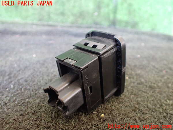 5UPJ-27536295]ランエボ6(CP9A)フォグスイッチ 中古_m0002.jpg