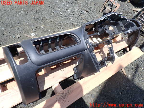 5UPJ-27537505]ランエボ6(CP9A)ダッシュボード 中古_m0003.jpg
