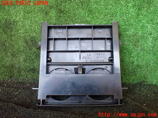 1UPJ-27537810]ランエボ6(CP9A)ドリンクホルダー 中古_m0003.jpg