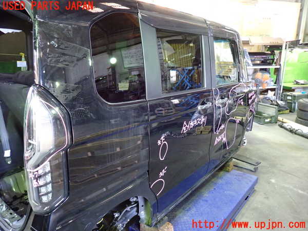 5UPJ-27541290]N-BOX カスタム(エヌ ボックス カスタム)(JF3)右後ドア M2P2 中古_m0002.jpg