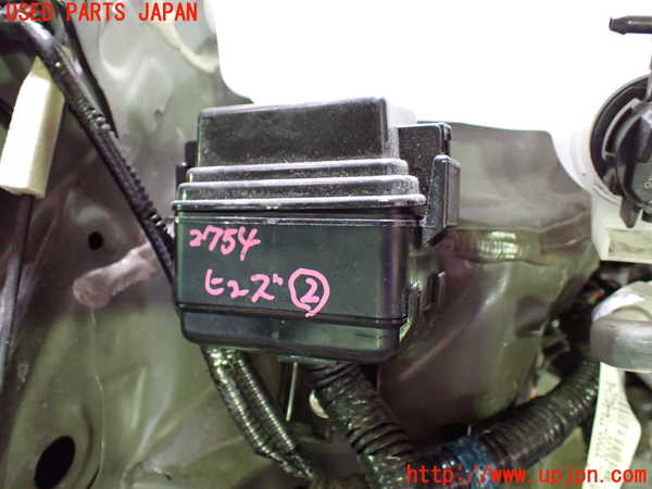 1UPJ-27546742]N-BOX カスタム(エヌ ボックス カスタム)(JF3)ヒューズボックス2 中古_m0001.jpg