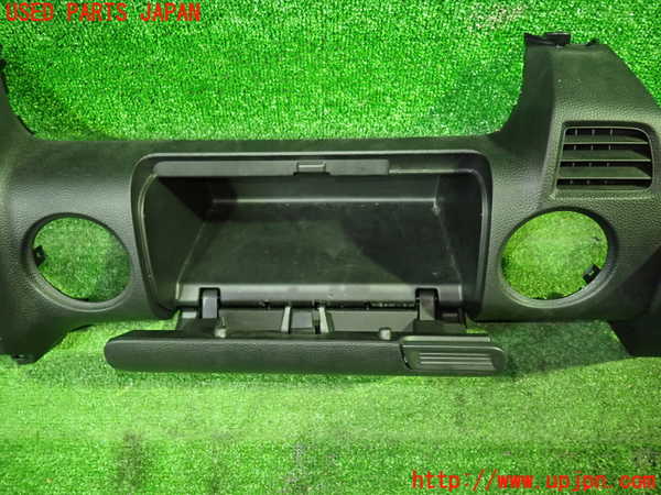 5UPJ-27547841]N-BOX カスタム(エヌ ボックス カスタム)(JF3)小物入れ1 中古_m0002.jpg