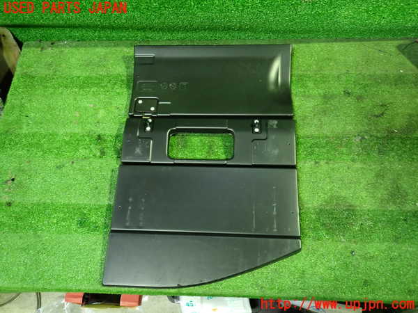5UPJ-27547773]N-BOX カスタム(エヌ ボックス カスタム)(JF3)ラゲッジトレイ3 中古_m0002.jpg