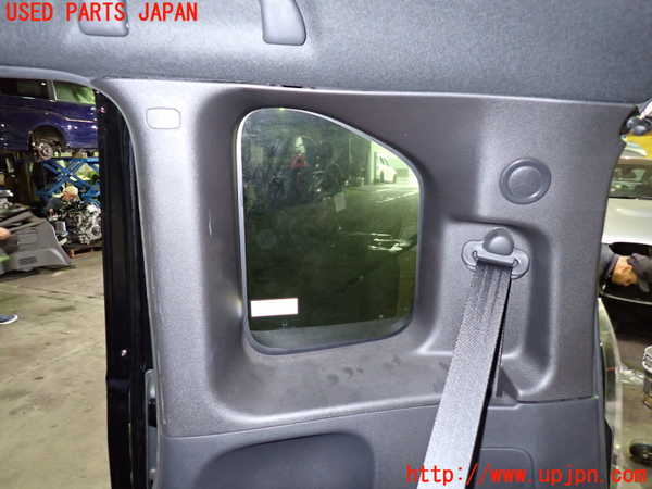 1UPJ-27547675]N-BOX カスタム(エヌ ボックス カスタム)(JF3)右リアピラートリム 中古_m0002.jpg