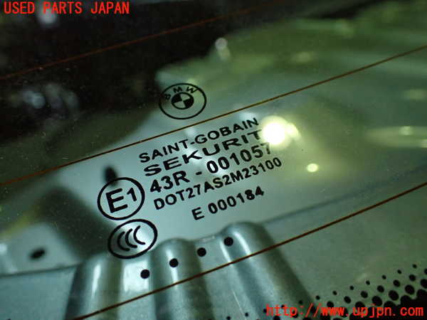 1UPJ-27551560]BMW M3 クーペ E92(WD40)リアガラス SEKURIT M23100 中古_m0002.jpg