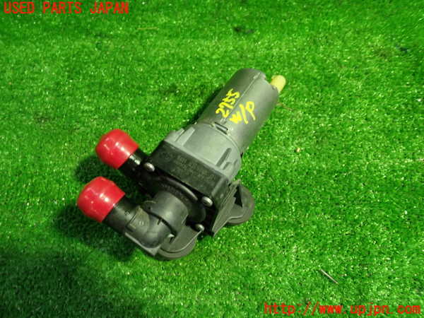 1UPJ-27552110]BMW M3 クーペ E92(WD40)ウォーターポンプ 中古_m0001.jpg