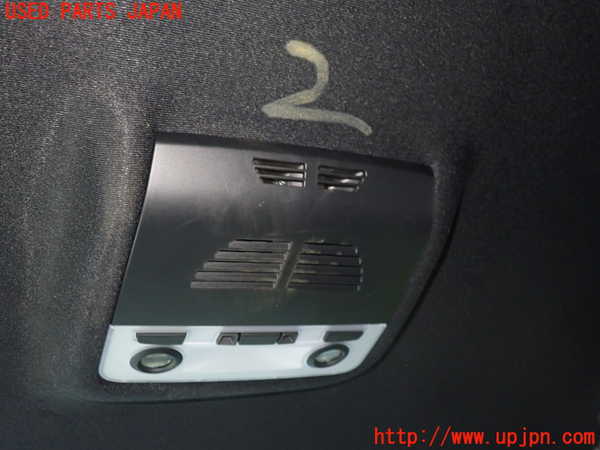 1UPJ-27556412]BMW M3 クーペ E92(WD40)ルームランプ2 (2列目) 中古_m0001.jpg