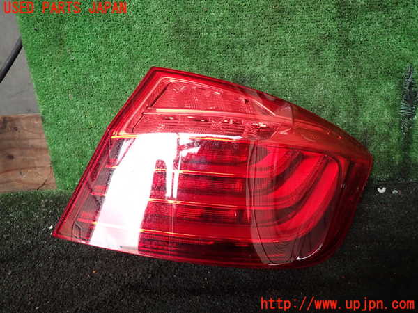 1UPJ-27561530]BMW 523i F10(XG20)右テールランプ 中古_m0001.jpg