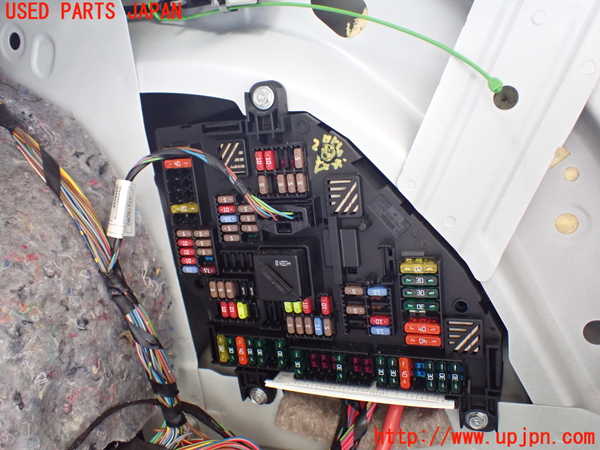 1UPJ-27566742]BMW 523i F10(XG20)ヒューズボックス2 中古_m0001.jpg