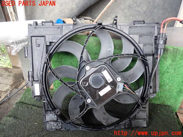 1UPJ-27566836]BMW 523i F10(XG20)電動ファン1 中古_m0002.jpg