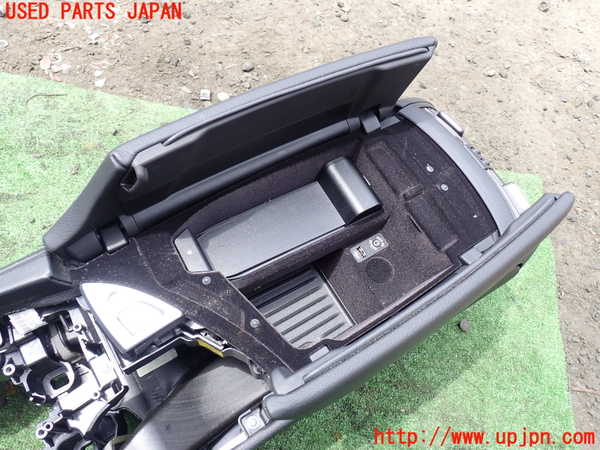 1UPJ-27567540]BMW 523i F10(XG20)センターコンソール 中古_m0002.jpg