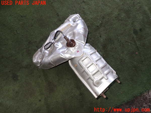 2UPJ-27572041]エクストレイル(NT32)エキマニ1 (触媒 マニバーター) 中古_m0001.jpg