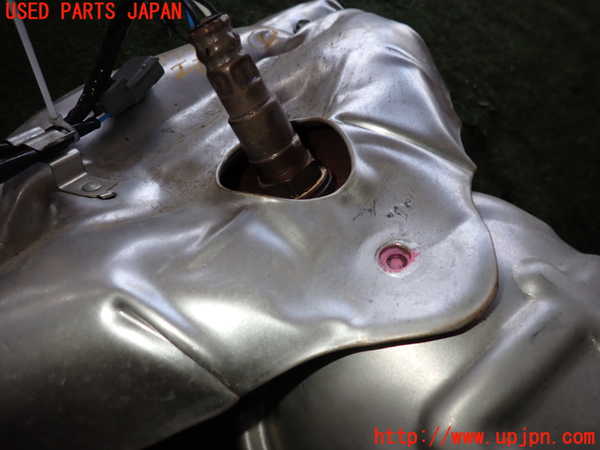 2UPJ-27572041]エクストレイル(NT32)エキマニ1 (触媒 マニバーター) 中古_m0002.jpg