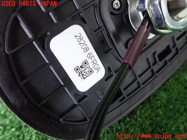 2UPJ-27576550]エクストレイル(NT32)アンテナ 中古_m0004.jpg