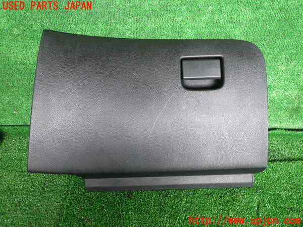 2UPJ-27577516]エクストレイル(NT32)グローブボックス1 中古_m0001.jpg