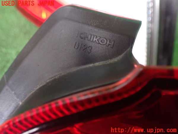 2UPJ-27581530]WRX S4(VAG)右テールランプ 中古_m0004.jpg