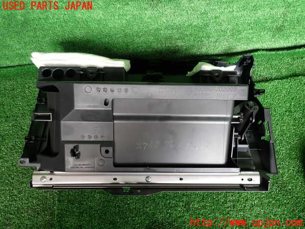 2UPJ-27587516]WRX S4(VAG)グローブボックス1 中古_m0004.jpg
