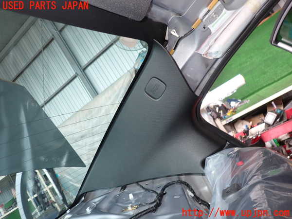 2UPJ-27587680]WRX S4(VAG)左リアピラートリム 中古_m0001.jpg