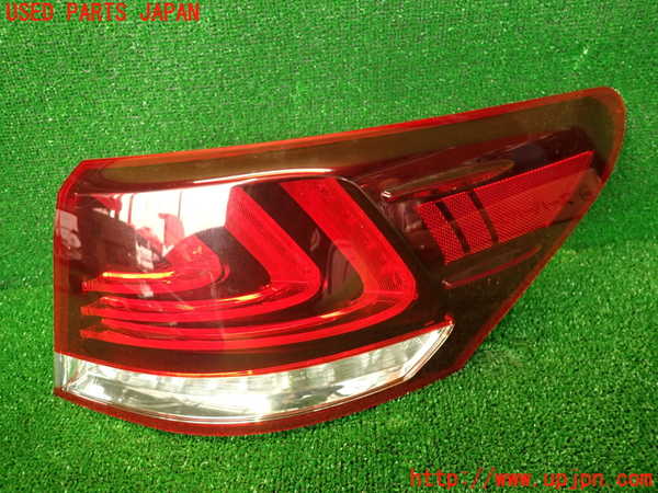 2UPJ-27591530]レクサス・LS600h(UVF45)右テールランプ 中古_m0001.jpg