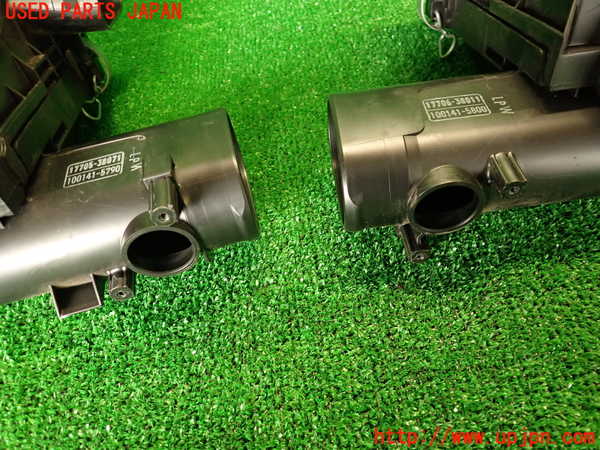 2UPJ-27592560]レクサス・LS600h(UVF45)エアクリーナーボックス 中古_m0003.jpg