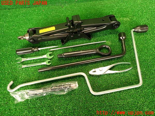 2UPJ-27597805]レクサス・LS600h(UVF45)車載工具 中古_m0001.jpg