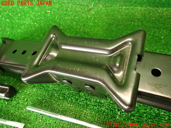 2UPJ-27597805]レクサス・LS600h(UVF45)車載工具 中古_m0003.jpg