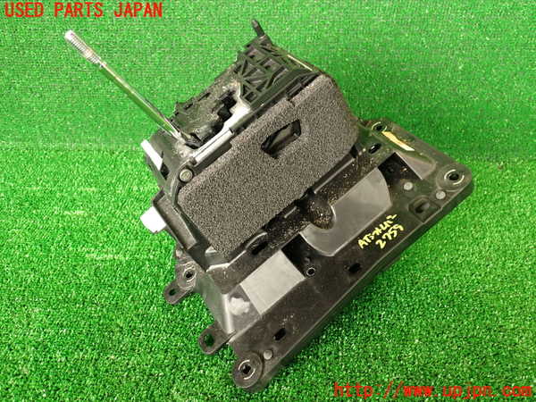 2UPJ-27597555]レクサス・LS600h(UVF45)ATシフトレバー 中古_m0002.jpg