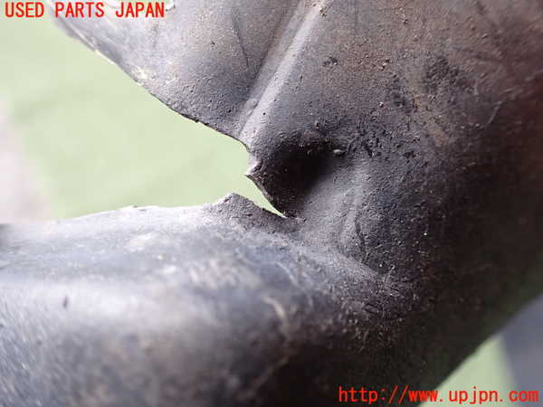 5UPJ-27601090]ロードスター(NA8C)右前フェンダーライナー 中古_m0003.jpg