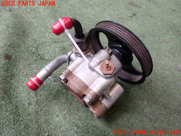 5UPJ-27604250]ロードスター(NA8C)パワステポンプ 中古_m0002.jpg