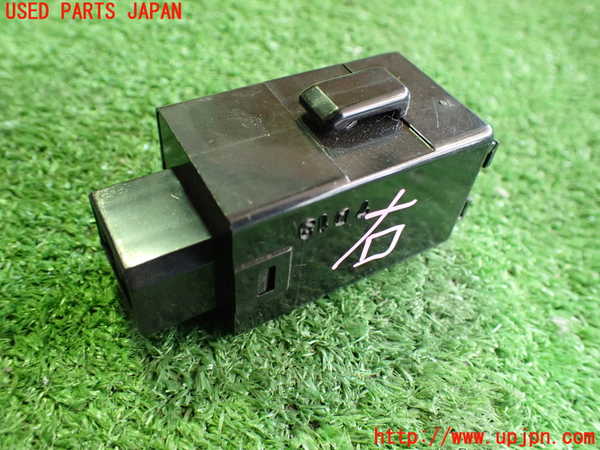 2UPJ-27606148]ロードスター(NA8C)コンピューター3 (リトラクターリレー) 中古_m0002.jpg