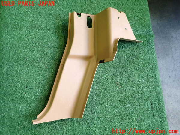 2UPJ-27607675]ロードスター(NA8C)右リアピラートリム 中古_m0001.jpg