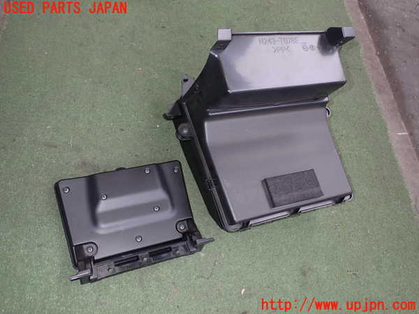 2UPJ-27617516]ロードスター(ND5RC)グローブボックス1 中古_m0004.jpg