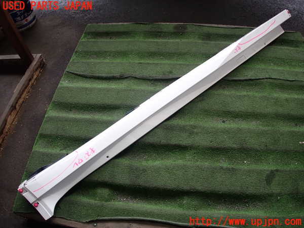 2UPJ-27621392]プリウス(ZVW60)左サイドステップ 【ジャンク品】 中古_m0002.jpg