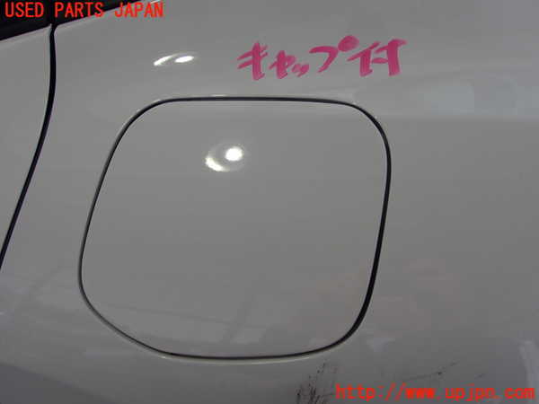 2UPJ-27621690]プリウス(ZVW60)フューエルリッド 中古_m0001.jpg