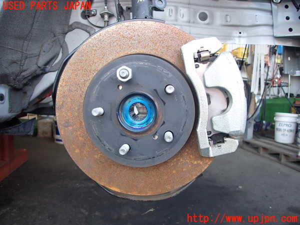 2UPJ-27624290]プリウス(ZVW60)右フロントナックルハブ 中古_m0001.jpg