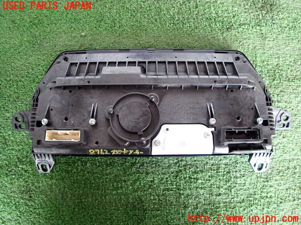 5UPJ-27626170]プリウス(ZVW60)スピードメーター 中古_m0002.jpg