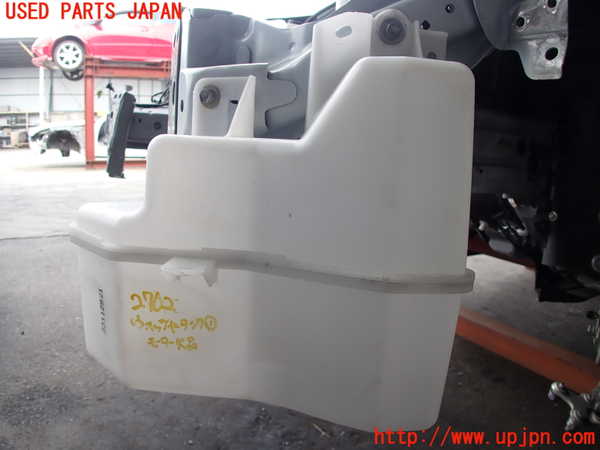 2UPJ-27626791]プリウス(ZVW60)ウォッシャータンク1 中古_m0001.jpg