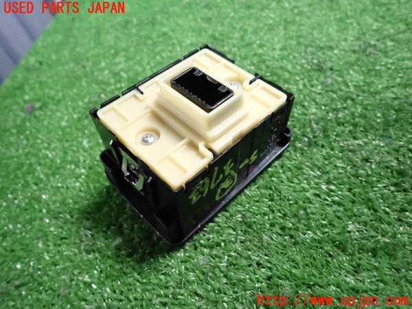 2UPJ-27636308]レクサス・GS250(GRL11)スイッチ3 (VSC OFF) 中古_m0002.jpg