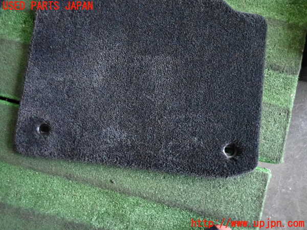 2UPJ-27637800]レクサス・GS250(GRL11)フロアマット 中古_m0003.jpg