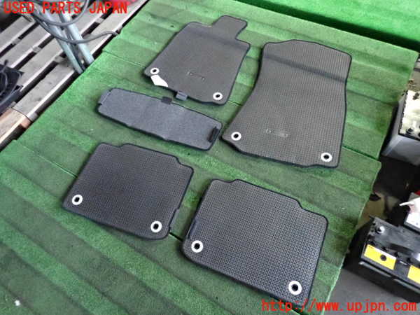 2UPJ-27637800]レクサス・GS250(GRL11)フロアマット 中古_m0004.jpg